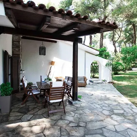 Villa Irini In Sani